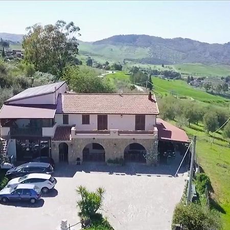 B&B Profumi Di Sicilia San Cataldo  Extérieur photo